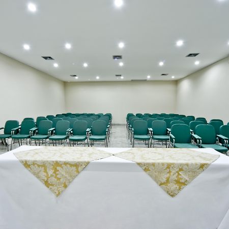 Hotel Golden Park Curitiba By Nacional Inn المظهر الخارجي الصورة