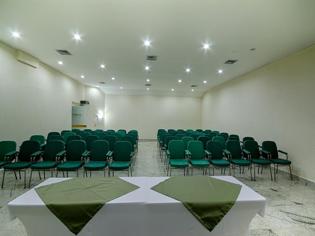 Hotel Golden Park Curitiba By Nacional Inn المظهر الخارجي الصورة